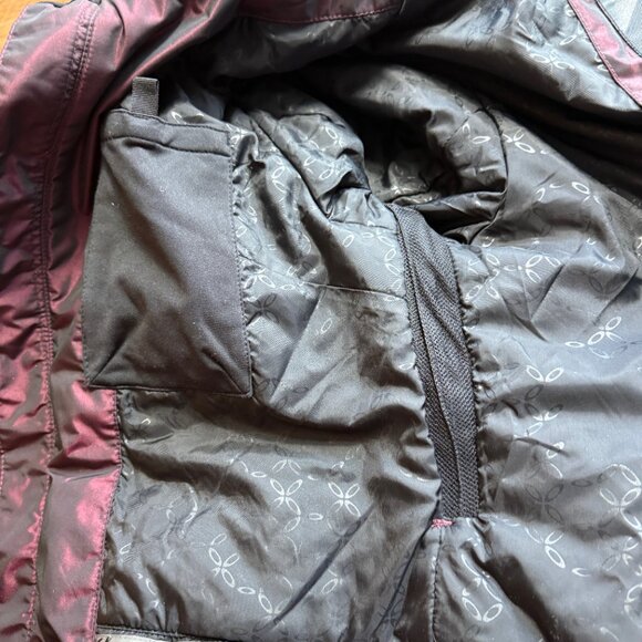 Wmn's Oakley Gretchen Bleiler Ski jacket Burgundy Metallic Sz Small Thinsulate - Picture 15 of 16